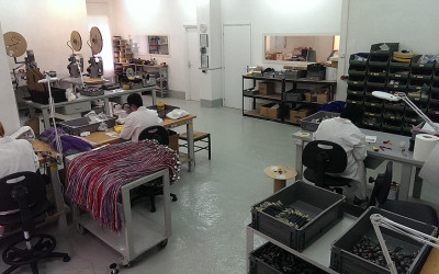 Assembling laboratory